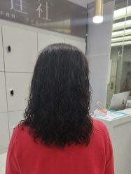 -镁连社·美联社