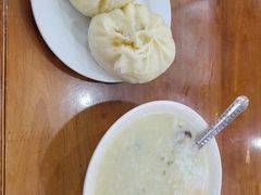 -胡成记口蘑龙眼包子(盐道街店)