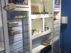 -提一眼镜·蔡司·依视路(小寨店)