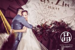 -南京宝娜嫁衣婚纱礼服馆(中央路店)