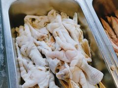 鸡爪子-万记麻辣烫国展总店
