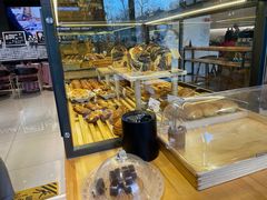 面包甜点陈列柜-熊叔熊婶面包房(团结湖店)