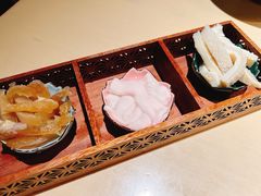 -余欢领鲜火锅(新街口店)
