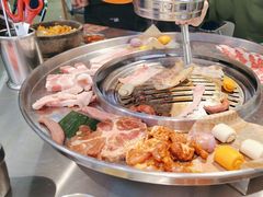 -哈哈碳都·牛肋条无限自助烤肉(宝龙店)