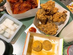 -BHC炸鸡(明洞总店)