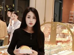-Yearn Tours妍图(昆山万象汇店)