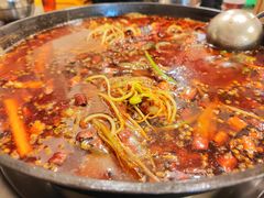 -鸿顺老铁锅美蛙鱼府(解放碑店)