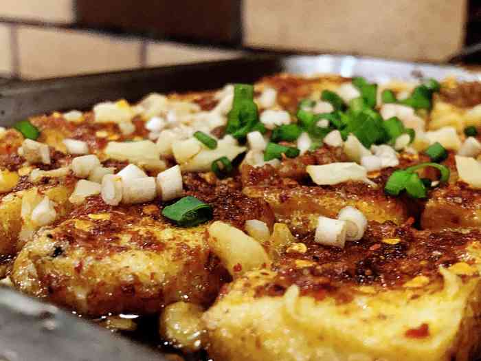 瓦烤·四川宜宾烧烤(钱江世纪城店)-"非常不错的烧烤体验～这家店地点