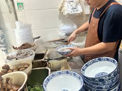-叶新小吃店(来凤小区总店)