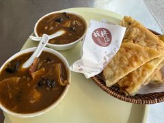 -穆彦华逍遥镇胡辣汤(岗坡路店)