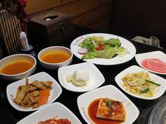 -木槿花韩式炭烤·熟成肉工坊(孙文东路店)