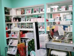 -斐尔国际皮肤管理中心