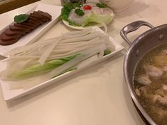 -一席地·本地鸡窝·杭帮鸡火锅(萧山银隆百货店)