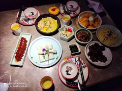-新白鹿餐厅(金鹰新街口店)