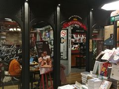 -西西弗书店&矢量咖啡(凯德晶萃广场店)