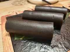 香滑黑芝麻卷-喜喜酒家·纯手工点心·粤菜