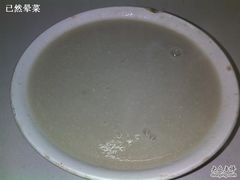 热乎乎的豆汁儿-老磁器口豆汁店(天坛店)