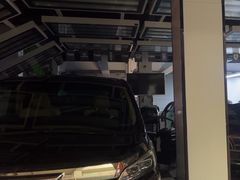 -鲨鱼皮汽车凹陷玻璃修复(静安店)