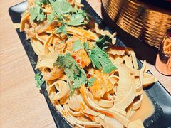 -耶里夏丽·新疆菜·28年喀什老馆(田林东路店)