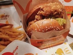 -麦当劳(假日广场店)