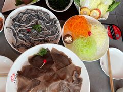 洞子口特色毛肚-洞子口重庆鲜货火锅(楚翘城旗舰店)