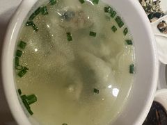 蟹肉小馄饨-新光酒家方亮蟹宴(黄浦店)