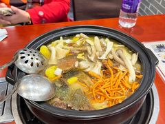 -菌之家·专业纯野生菌火锅·特色炒菌