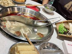 -老成都市井火锅阿泥頭火锅公司(海宁长安佳源中心广场店)