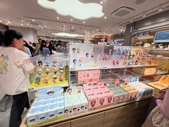 -泡泡玛特POPMART(国金街店)