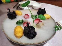 黑天鹅酥拼黑松露萝卜酥-广州文华东方酒店·江-由辉师傅主理