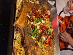 -鸣记脆皮烤鱼·海鲜烤鱼(亿合城店)