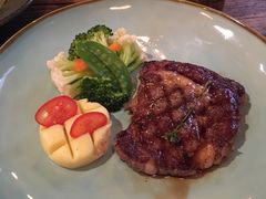 -SISTERS BAR RESTAURANT川意酒馆(嘉善老市H楼店)