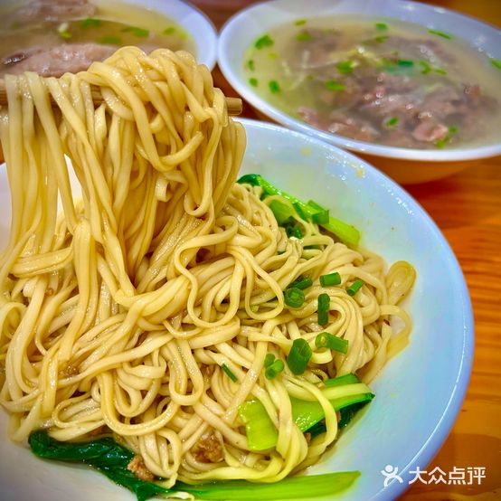 贲子嫂渔翮小吃店