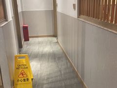 -严记小天府酸菜鱼(西四路店)