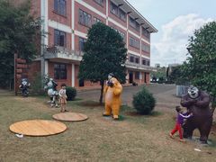 -侯臣咖啡文化村