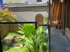 -阿婆情腊排骨火锅·野生菌季(古城旗舰店)