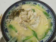 -明呈黄鱼面馆(斜土路店)