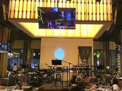 -洛缦音乐餐厅(工业展览馆万象城店)
