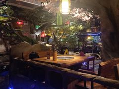 -城墙拐拐火锅(三峡广场黑金冠店)
