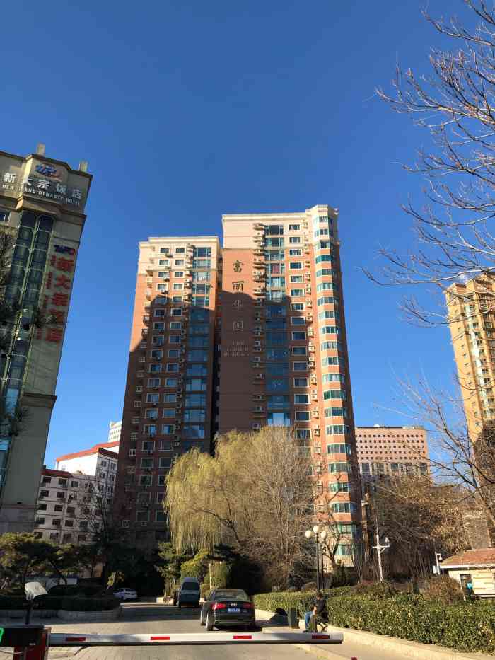 富丽华园-"富丽华园这个小区名字起的有点一般,新意不.