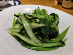 -娜仁图雅蒙古美食村(33小镇店)