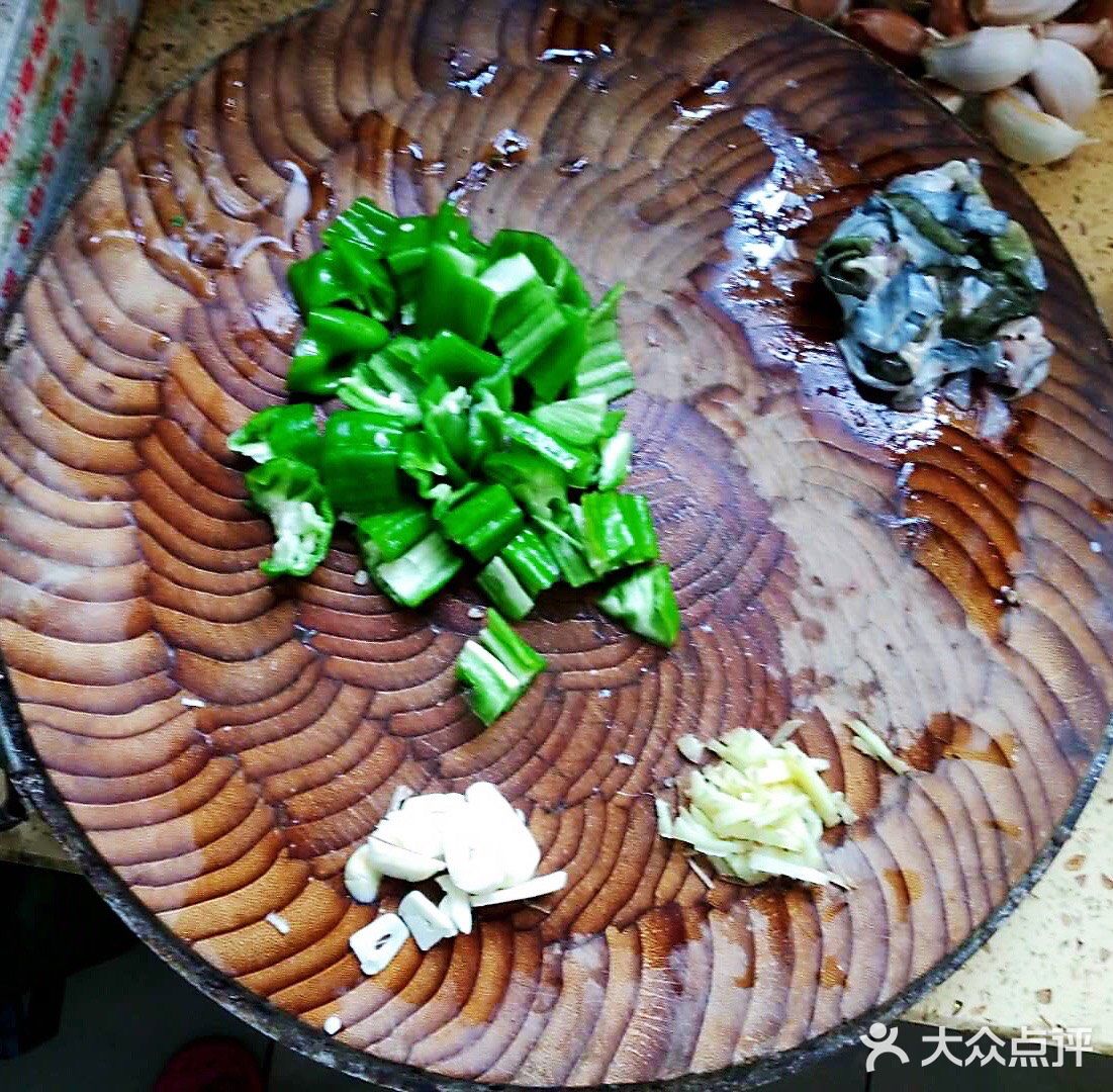 一定馋到你流口水的大菜-干锅牛蛙