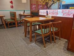 -诚铭记·虾仁汤包·成都小吃(融创店)