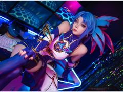 -米游妙妙屋cosplay换装自拍摄影体验馆