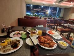 -天伦松鹤大饭店·欣妮咖啡