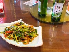 -川流不息·地道川菜·小龙虾(松东路店)