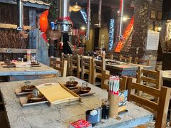 -破瓦寒窑·地摊烤羊排