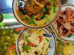 -金杨拉面王小吃面馆·牛三宝面·红烧牛肉粉