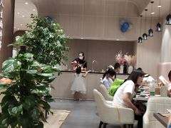 -钟书阁(群光广场店)