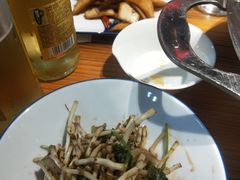 -野山舂·贵州现舂酸汤火锅(鸿通城店)